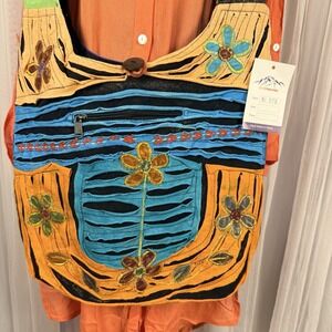 Vintage NWT Handmade  Patch  Crossbody Boho Hippie Bag Purse Multicolor Flower